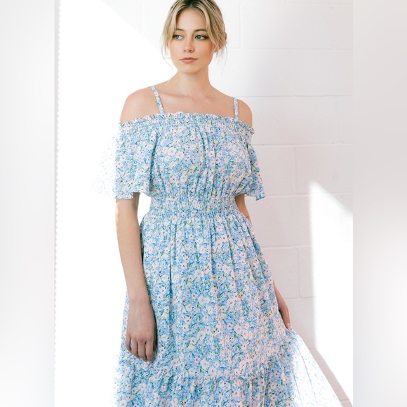 Spaghetti strap adjustable midi dress - Picture 2 of 3